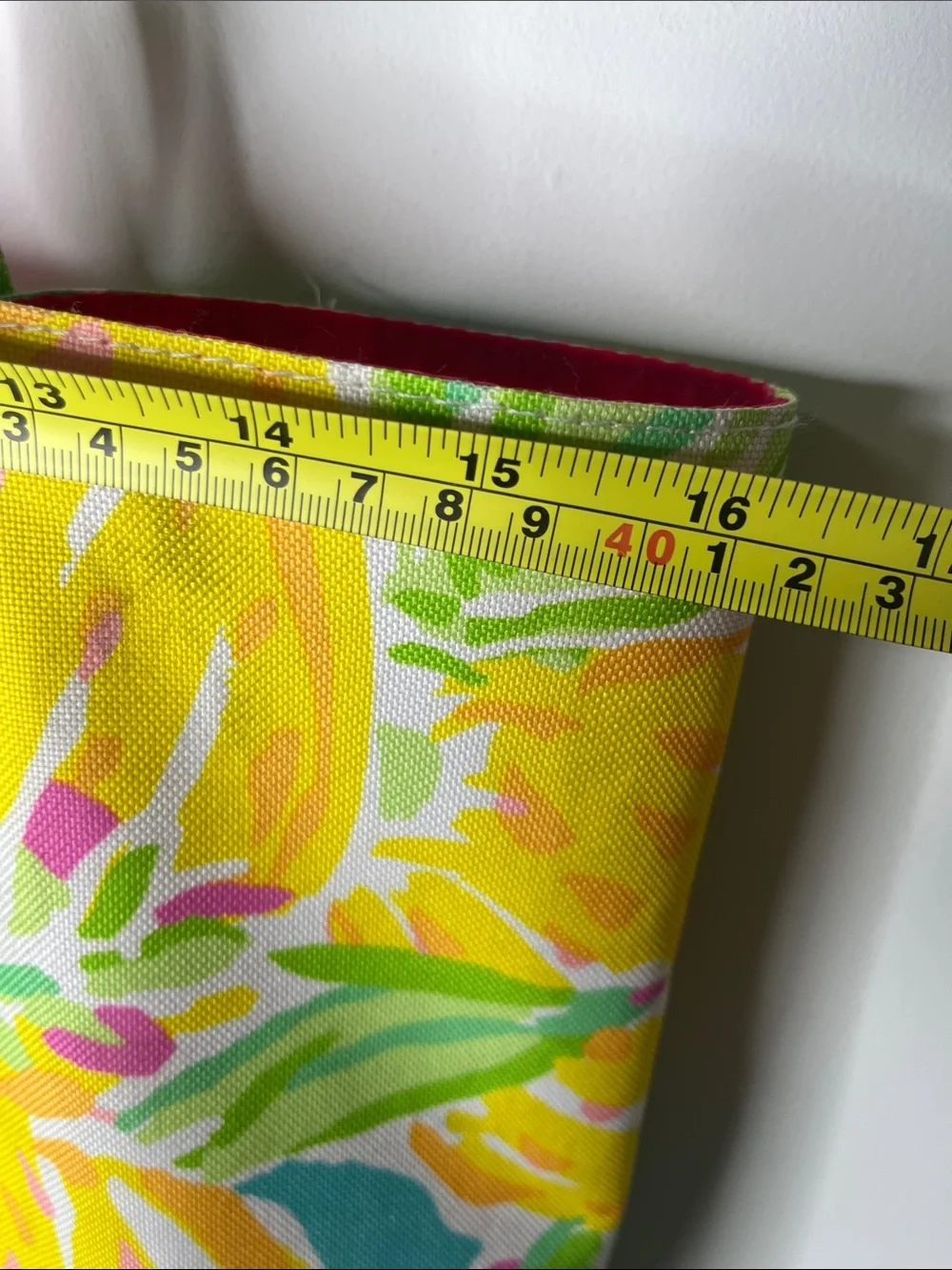 Lilly Pulitzer for Estée Lauder Canvas tote bag vibrant lemon print,
